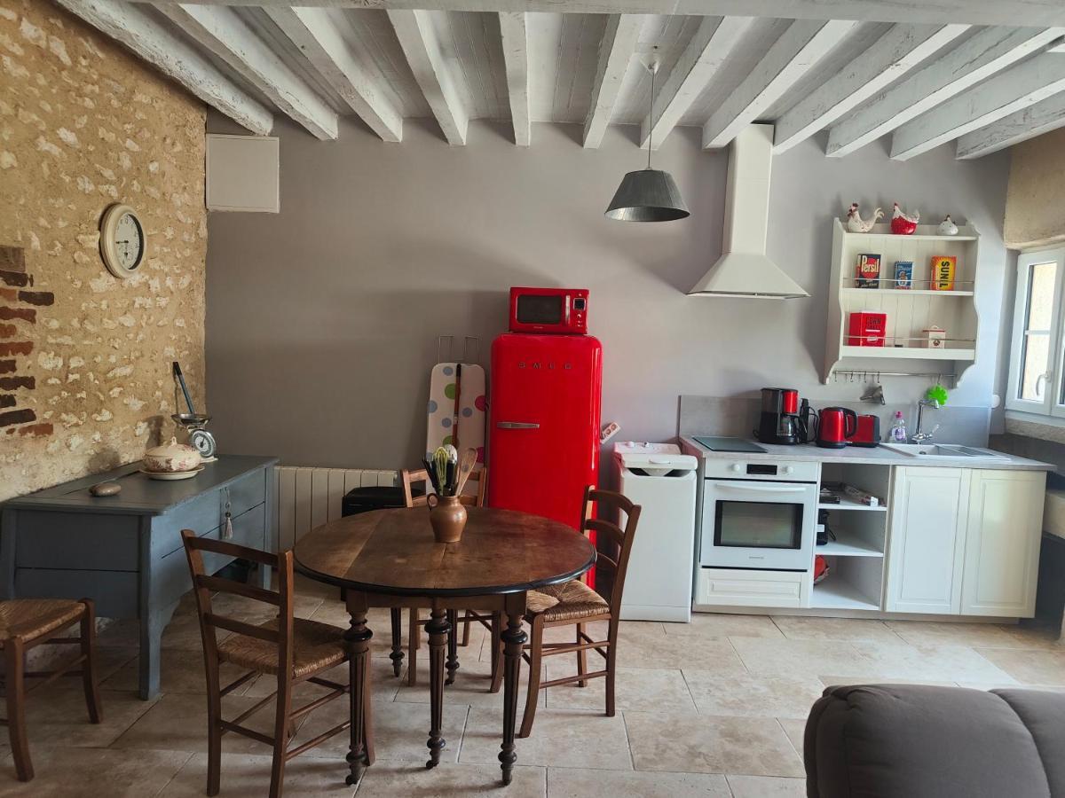 La Petite Maison Dans La Foret Gy-en-Sologne Exterior foto